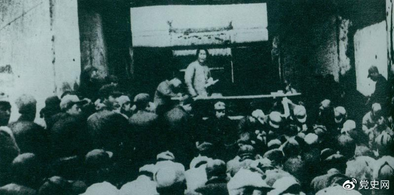 1935年12月27日，毛澤東在陜北瓦窯堡黨的活動分子會議上作《論反對日本帝國主義的策略》報告。